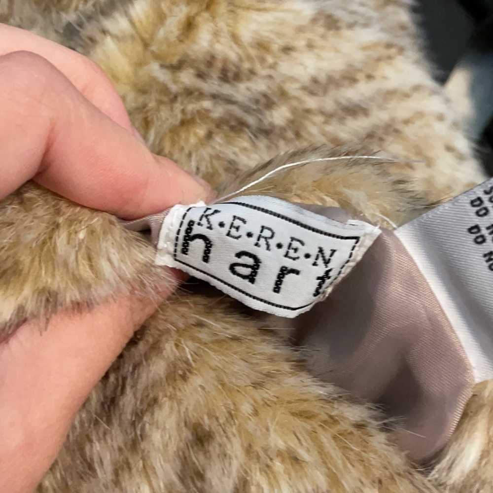 Fur jacket - Picture 10 of 10
